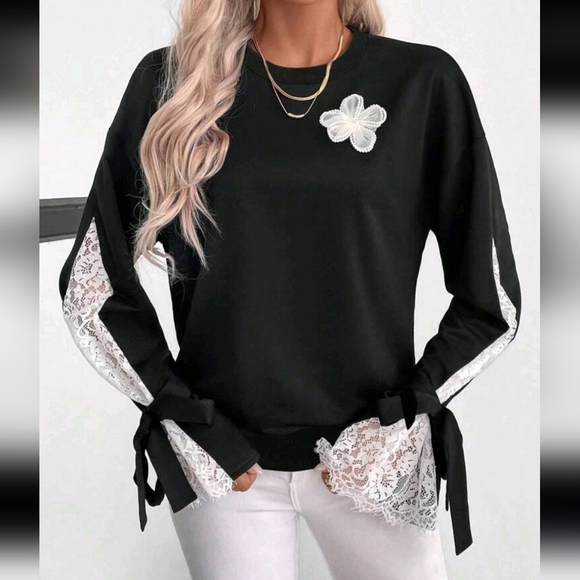 Women's Casual Floral Trim Splice Round Neck Sweatshirt - Picture 4 of 6